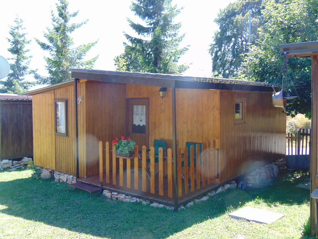 Готель Campeggio Branchetto Боско-К'єзануова Екстер'єр фото